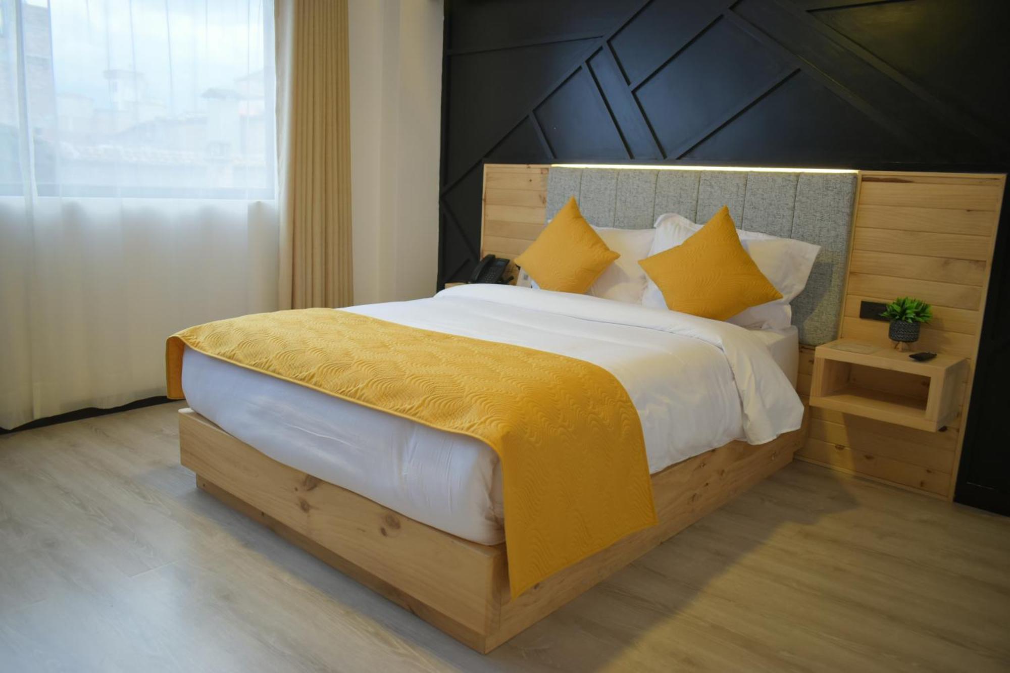Hotel Vaway Куэнка Экстерьер фото